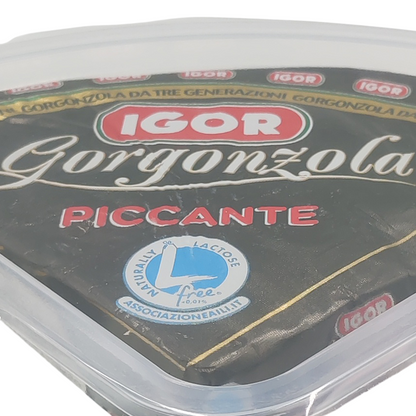 Італійський сир Gorgonzola Piccante
